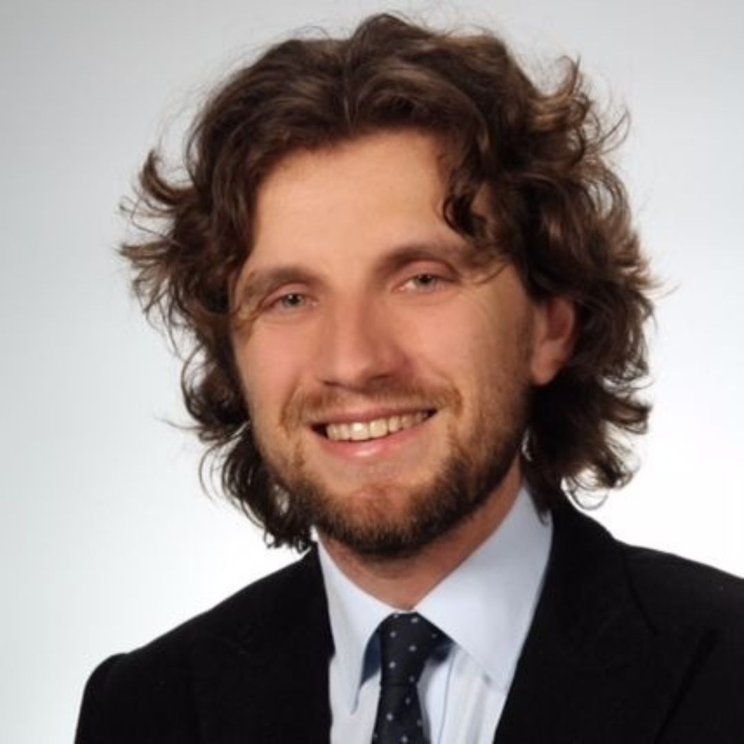 Dr Sebastian Piotrowicz